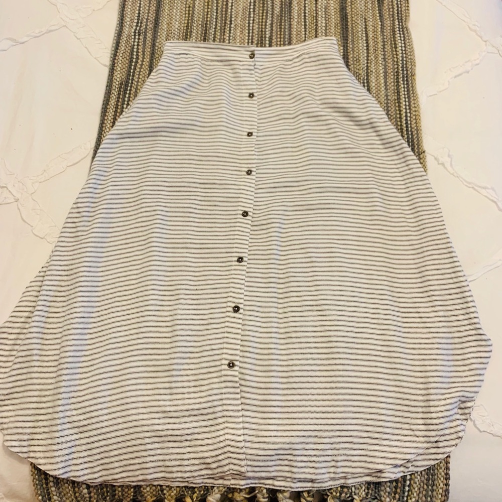 Merona high waisted skirt